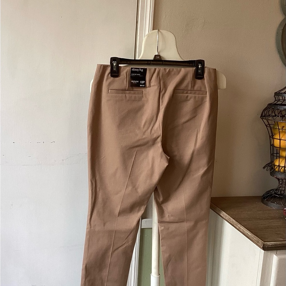 Alfani 10P ladies pants.